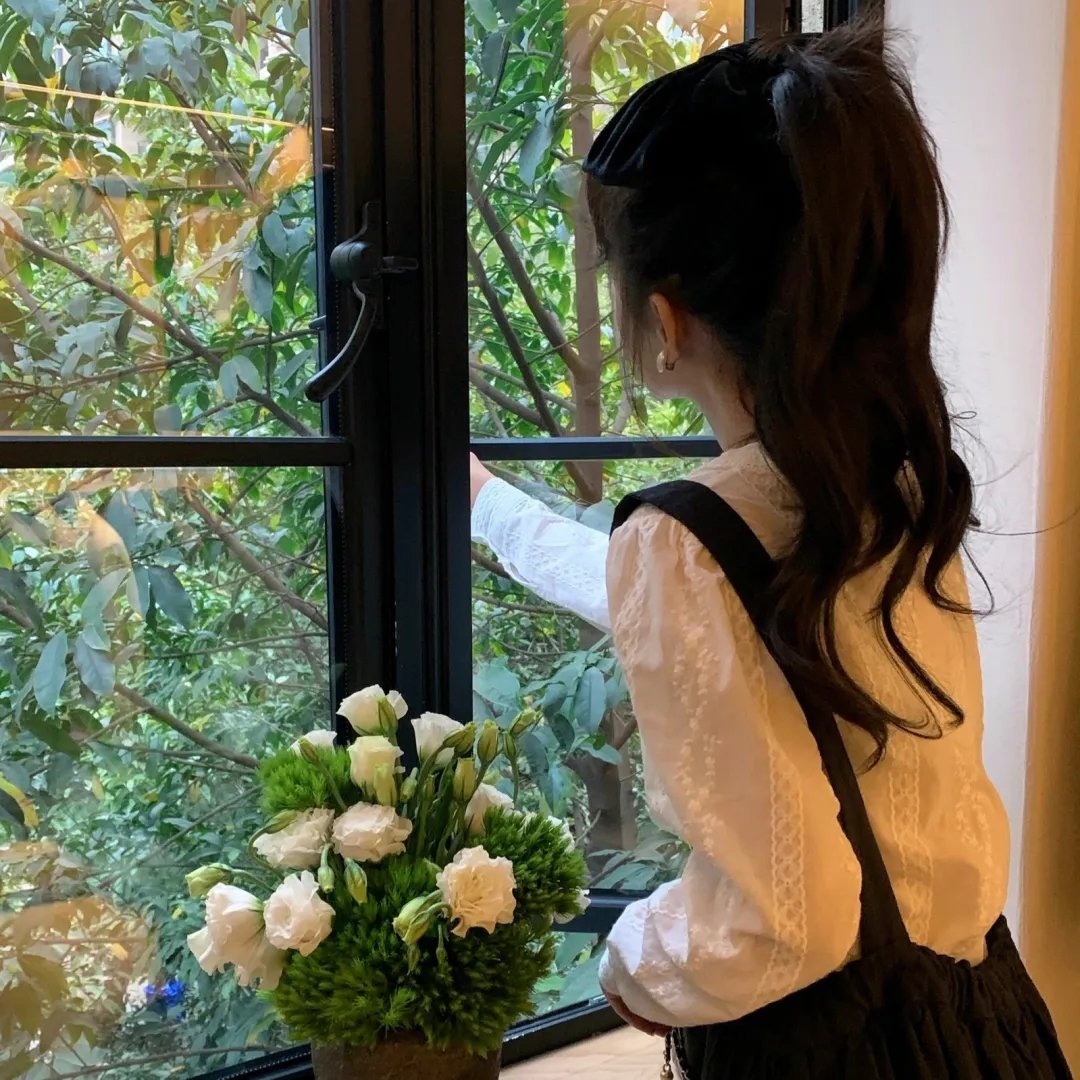 她不土，她是我妹妹